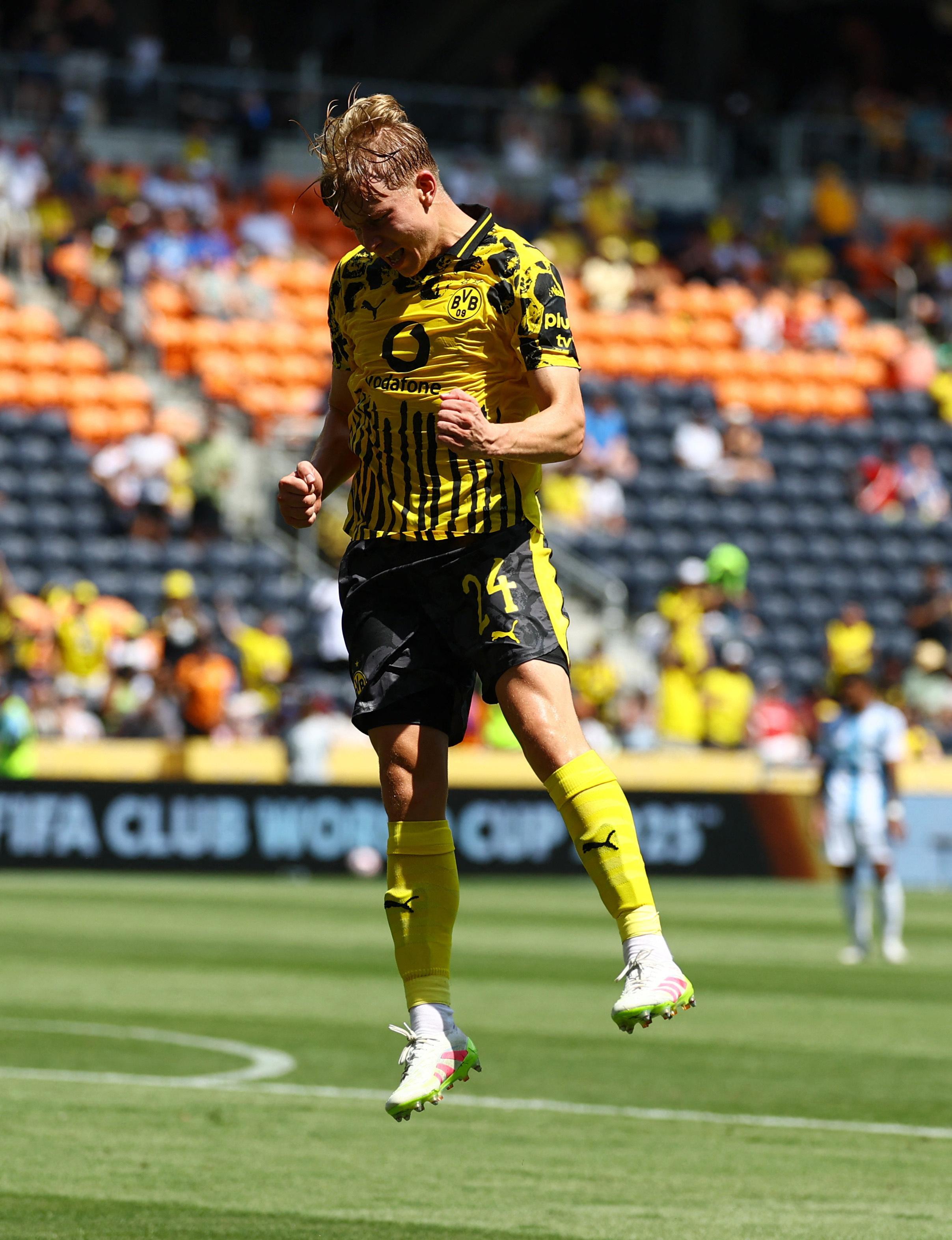 清晨体能课后,莱比锡队长鼓劲备战法国杯,球迷炸锅,年轻球员得到机会的简单介绍 清晨体能课后,莱比锡队长鼓劲备战法国杯,球迷炸锅,年轻球员得到机会的简单介绍